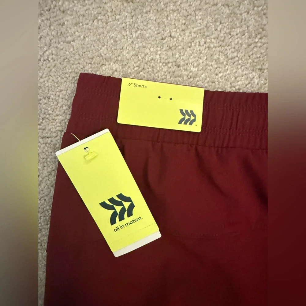 All in Motion Men’s NWT Maroon Shorts